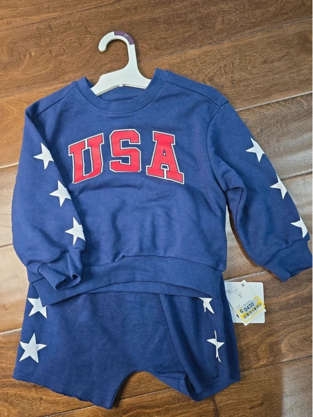 2t brand new shorts outfit set from target item 430G7